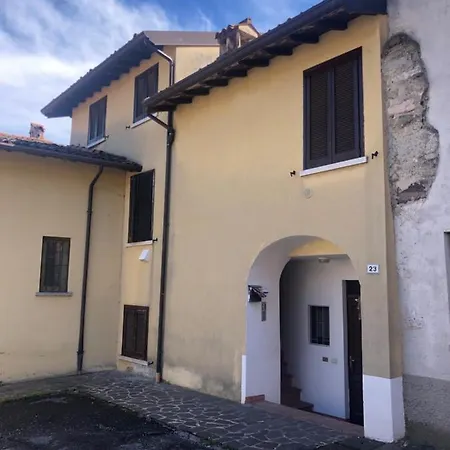 Elephant House Apartamento Soiano Del Lago